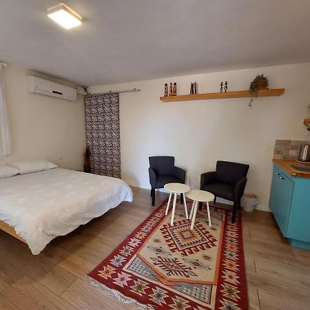 Cute Guest Room Kefar Weradim Exteriér fotografie